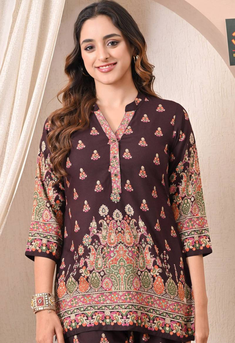 Advita Dark Maroon Paisley Print Rayon Cotton Co-ord Set - Image 3